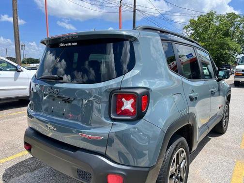 2016 Jeep Renegade Trailhawk