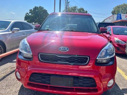 2013 Kia Soul +