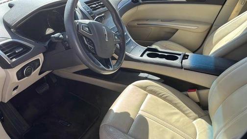 2014 Lincoln MKZ Base