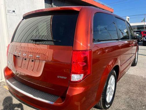 2012 Dodge Grand Caravan Crew
