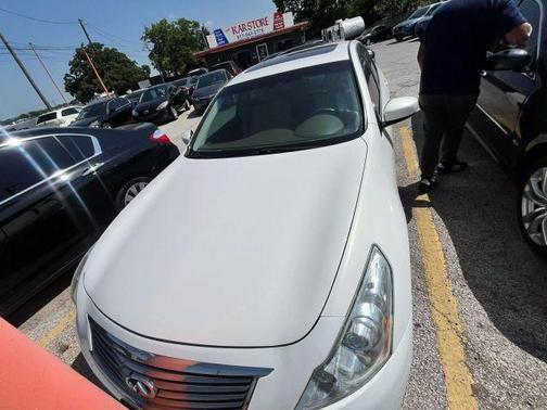 2011 INFINITI G25 Journey