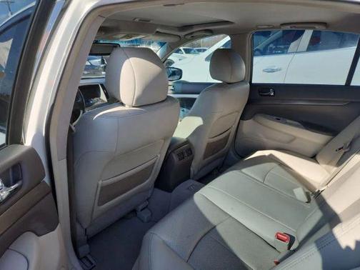 2011 INFINITI G25 Journey