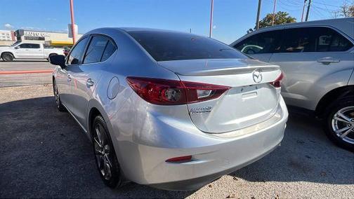 2018 Mazda Mazda3 Touring