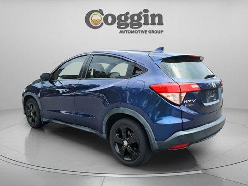Deep Ocean Pearl 2017 Honda HR-V LX