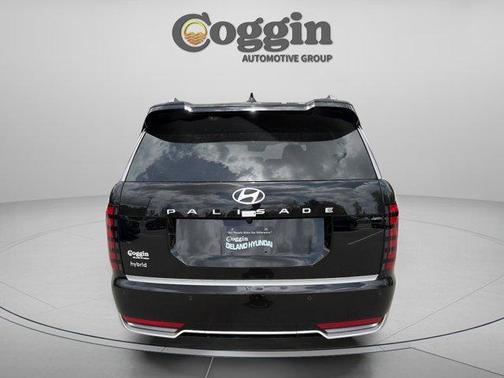 Abyss Black Pearl 2026 Hyundai Palisade Hybrid Calligraphy