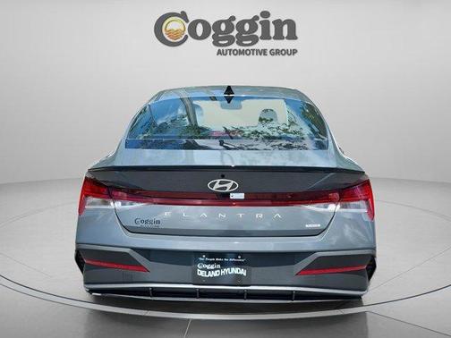 2025 Hyundai ELANTRA HEV SEL Sport