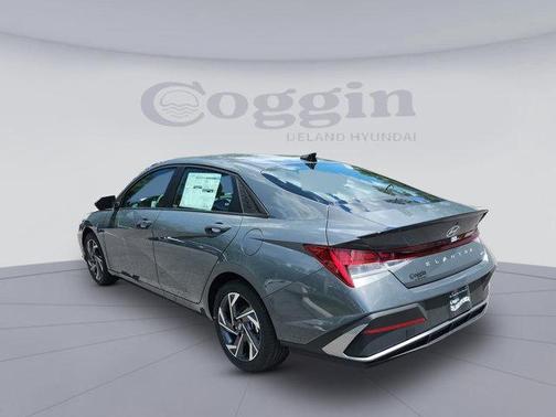 2025 Hyundai ELANTRA HEV SEL Sport