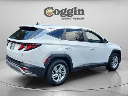 Serenity White Pearl 2026 Hyundai TUCSON SE