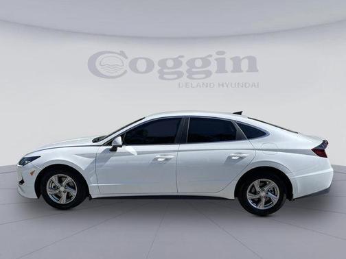 2022 Hyundai SONATA SE