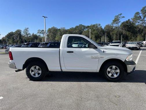 2017 RAM 1500 Tradesman/Express