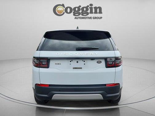 Yulong White 2020 Land Rover Discovery Sport SE