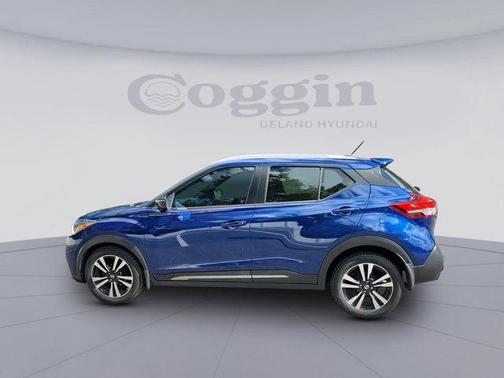 2020 Nissan Kicks SR