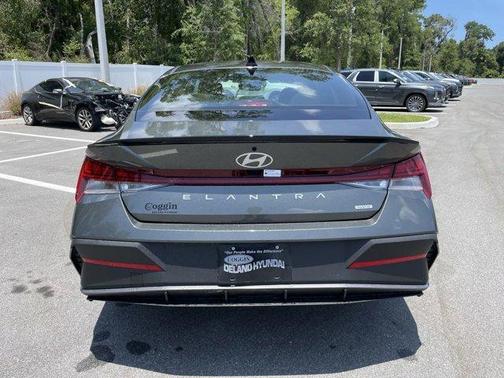 2025 Hyundai ELANTRA HEV SEL Sport