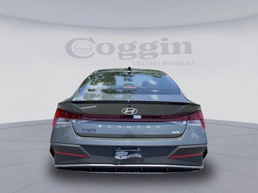 2025 Hyundai ELANTRA HEV SEL Sport