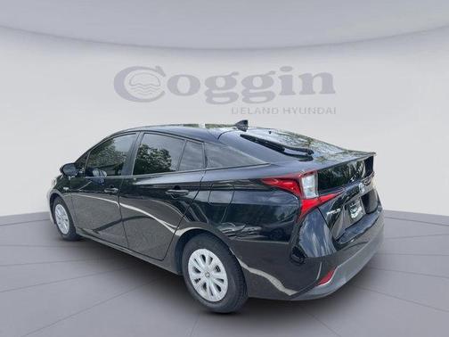 2019 Toyota Prius L