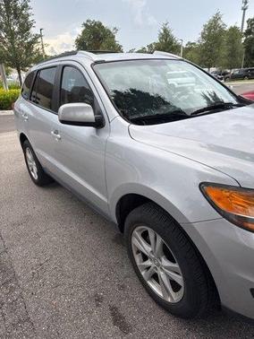 2010 Hyundai SANTA FE SE