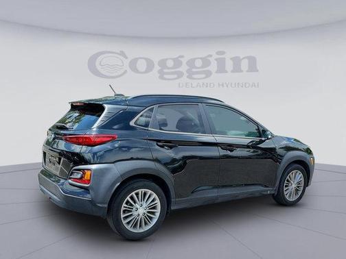 2021 Hyundai KONA SEL