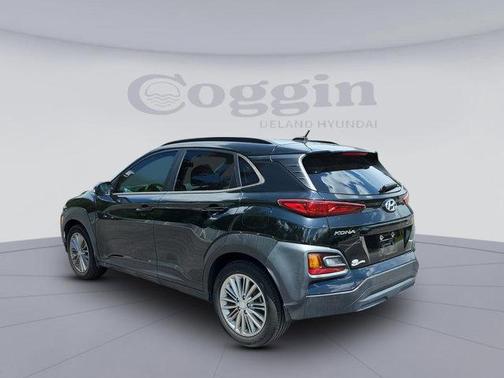 2021 Hyundai KONA SEL