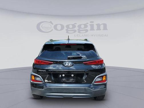 2021 Hyundai KONA SEL