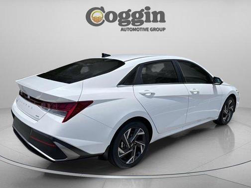 2025 Hyundai ELANTRA HEV Limited