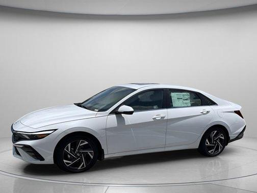 2025 Hyundai ELANTRA HEV Limited