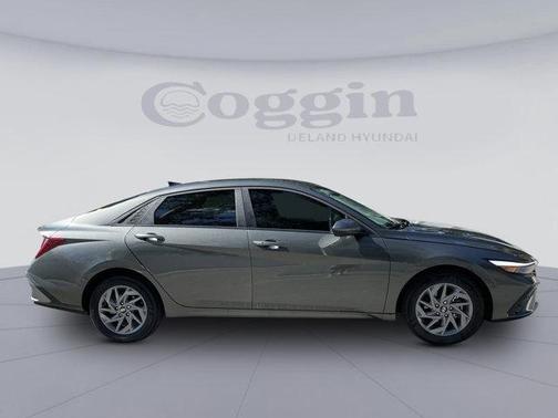 2025 Hyundai ELANTRA HEV Blue