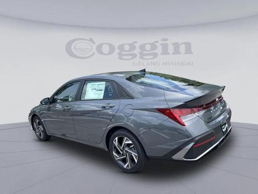 2025 Hyundai ELANTRA HEV SEL Sport