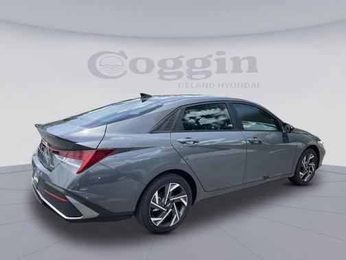 2025 Hyundai ELANTRA HEV SEL Sport