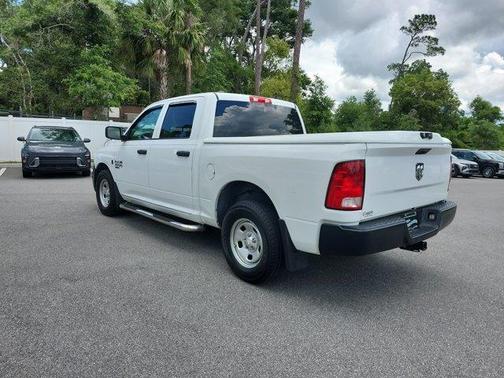 Bright White Clearcoat 2019 RAM 1500 Classic Tradesman