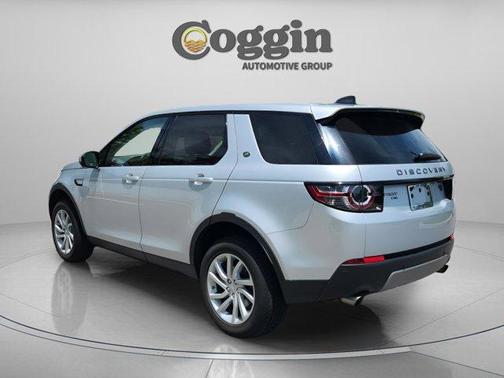 Indus Silver 2017 Land Rover Discovery Sport HSE
