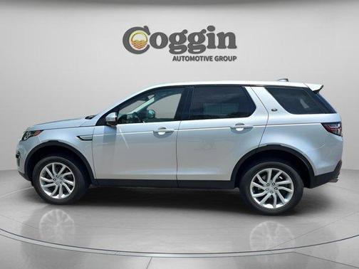 Indus Silver 2017 Land Rover Discovery Sport HSE