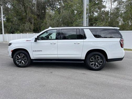 2023 Chevrolet Suburban Z71