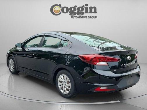Phantom Black 2019 Hyundai ELANTRA SE