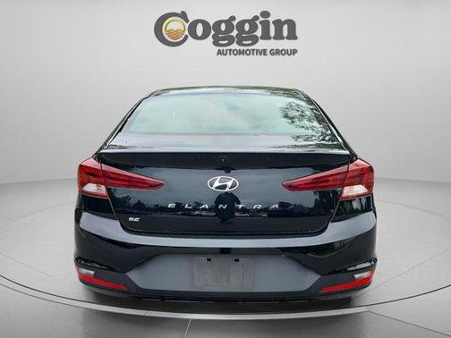 Phantom Black 2019 Hyundai ELANTRA SE