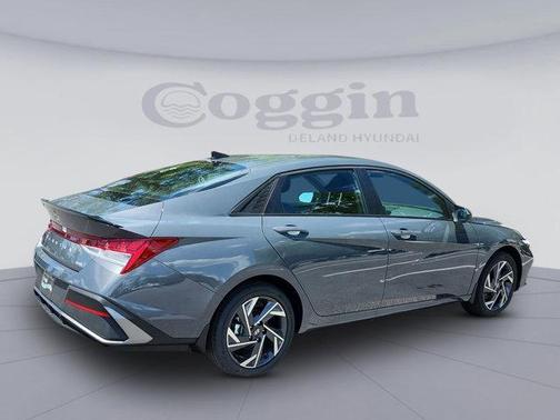 2025 Hyundai ELANTRA HEV SEL Sport