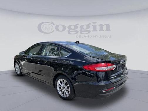 2019 Ford Fusion Hybrid SE