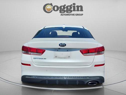 Snow White Pearl 2019 Kia Optima LX