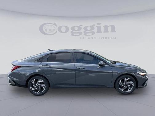 2025 Hyundai ELANTRA HEV Limited