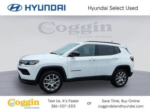 2022 Jeep Compass Latitude Lux