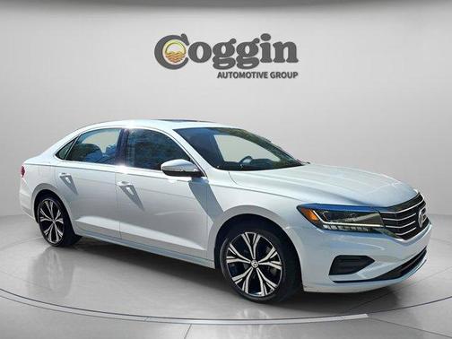 2022 Volkswagen Passat 2.0T SE
