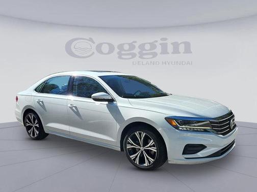 2022 Volkswagen Passat 2.0T SE
