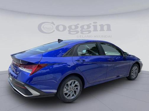 2025 Hyundai ELANTRA HEV Blue