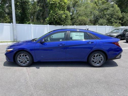 2025 Hyundai ELANTRA HEV Blue