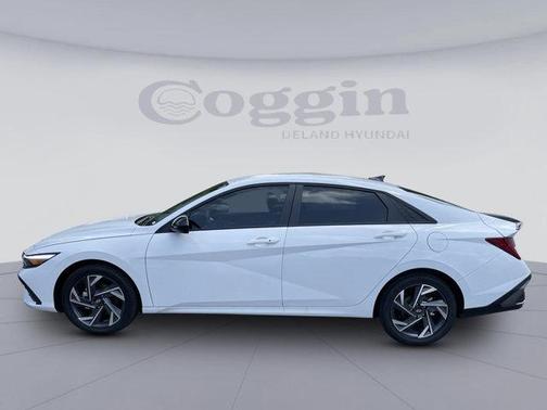 2025 Hyundai ELANTRA HEV SEL Sport
