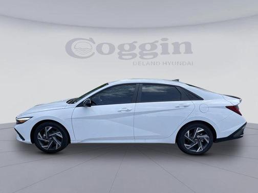 2025 Hyundai ELANTRA HEV SEL Sport