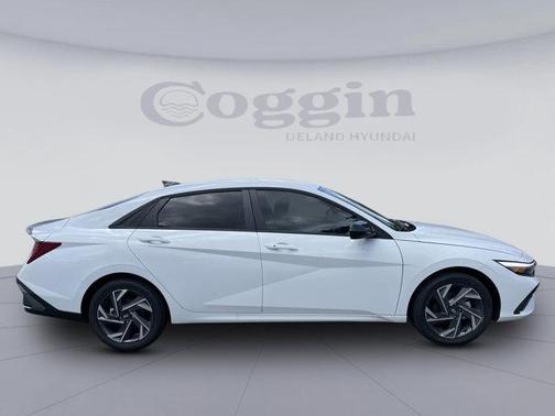 2025 Hyundai ELANTRA HEV SEL Sport