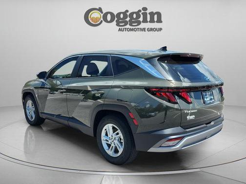 Green 2026 Hyundai TUCSON SE