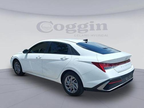 2025 Hyundai ELANTRA HEV Blue