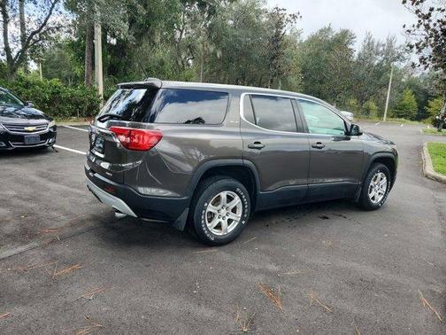 2019 GMC Acadia SLE-1