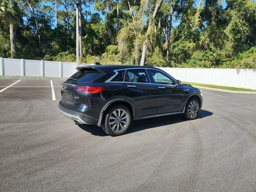 2022 INFINITI QX50 Pure